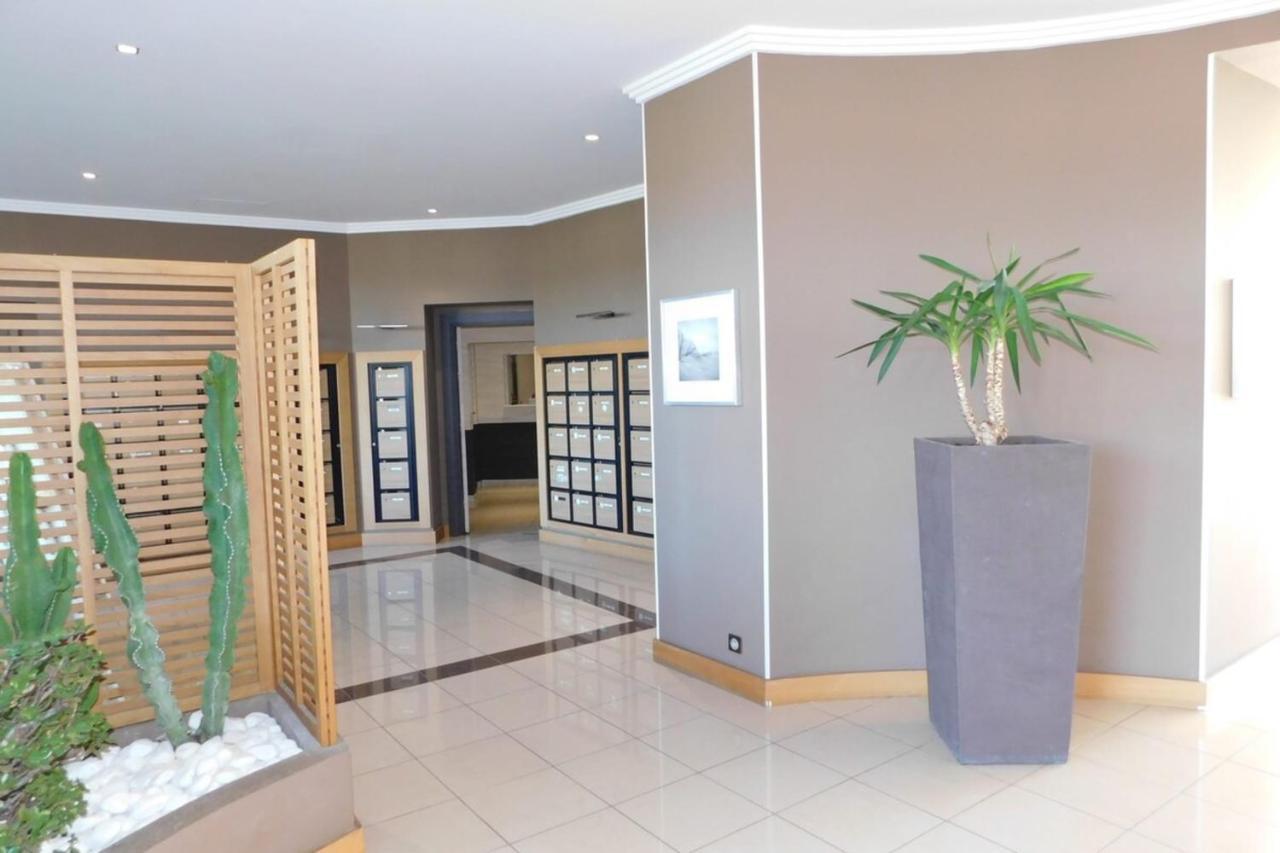 Apartament "T2 "Antibes Les Pins 3" Air Conditionned Sea View With Parking And Pool" Zewnętrze zdjęcie